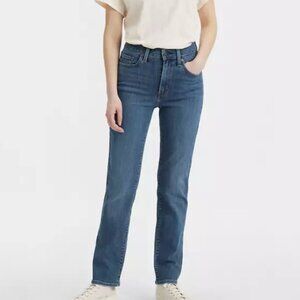 Levi’s 724 High Rise Straight Leg Jeans (medium wash) Size 26 Long